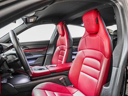 2022 Porsche Taycan RWD