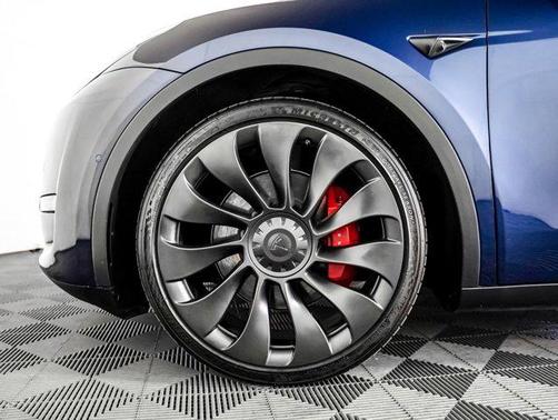 2022 Tesla Model Y Performance Dual Motor All-Wheel Drive