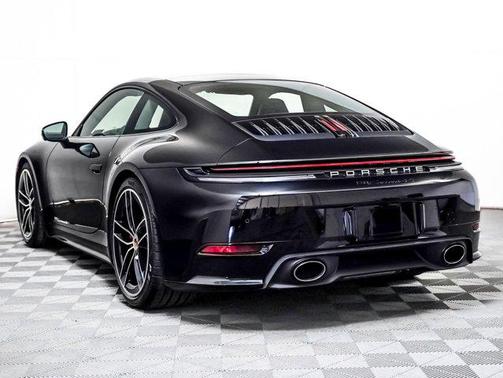 2026 Porsche 911 Carrera 4S