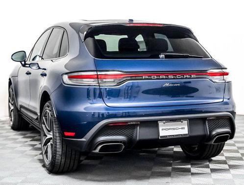 2025 Porsche Macan AWD