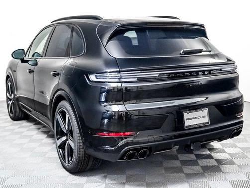 2026 Porsche Cayenne Cayenne Turbo E-Hybrid