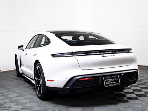 2021 Porsche Taycan 4S