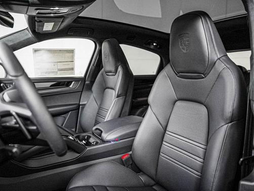 Chalk 2026 Porsche Cayenne GTS