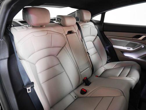 2024 Porsche Taycan RWD