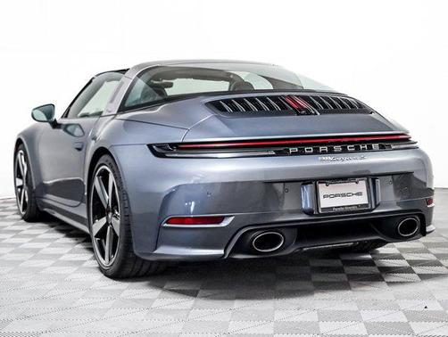 2026 Porsche 911 Targa 4S