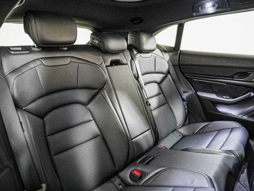 2024 Porsche Taycan 4