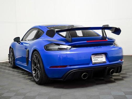 2024 Porsche 718 Cayman GT4 RS
