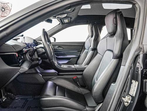 2022 Porsche Taycan GTS