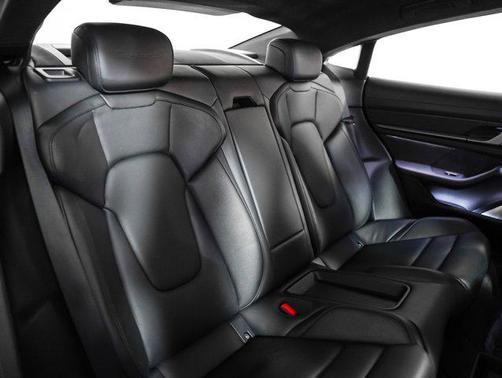 2020 Porsche Taycan Turbo S