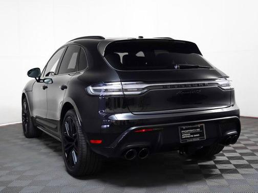 2025 Porsche Macan GTS