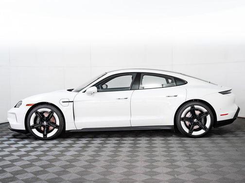 2025 Porsche Taycan RWD
