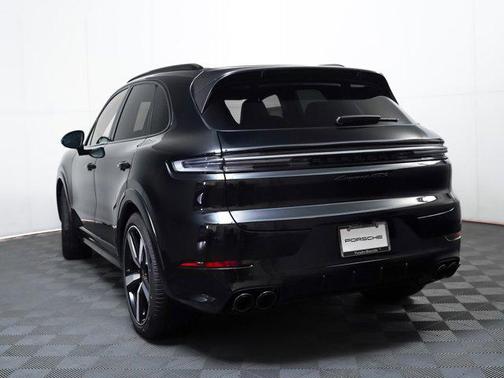 2026 Porsche Cayenne GTS