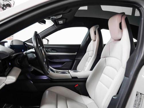 2022 Porsche Taycan RWD