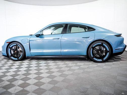 2022 Porsche Taycan RWD