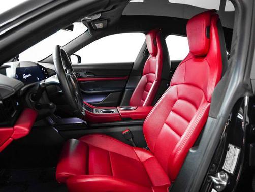 2020 Porsche Taycan Turbo