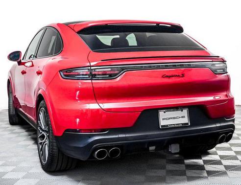 2022 Porsche Cayenne S