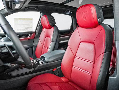 2026 Porsche Cayenne Cayenne Turbo E-Hybrid