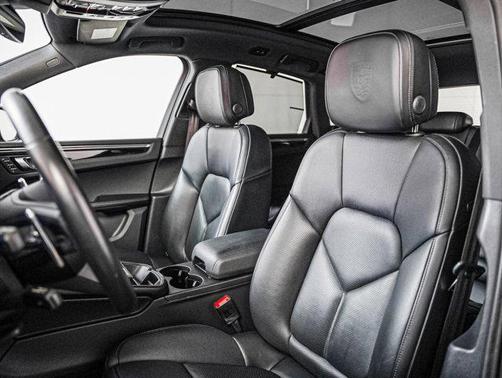 2024 Porsche Macan AWD