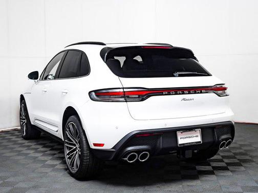 2026 Porsche Macan AWD