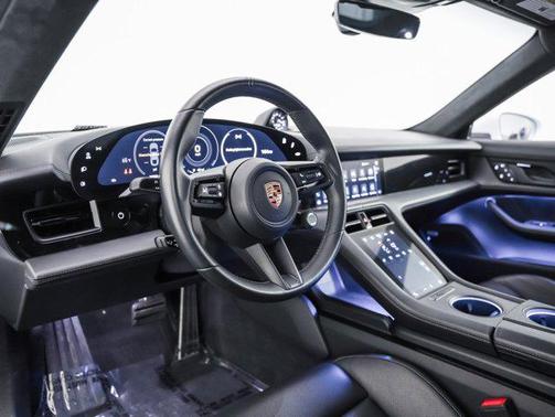 2022 Porsche Taycan GTS