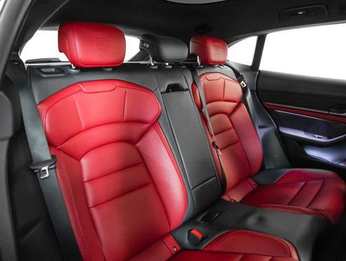 2023 Porsche Taycan 4