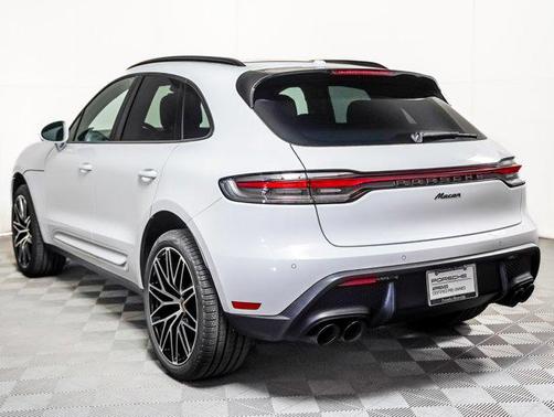 2024 Porsche Macan Base