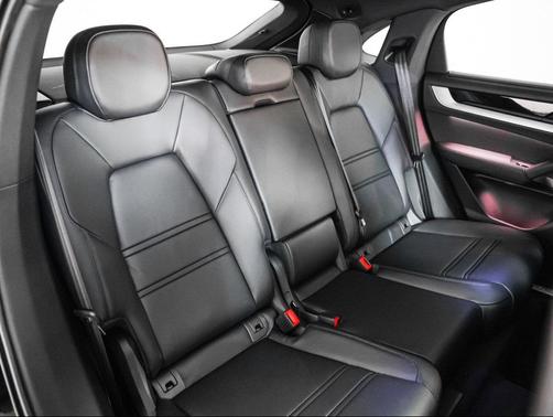 CHROMITE BLACK 2026 Porsche Cayenne Cayenne E-Hybrid