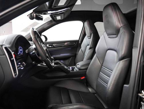 2023 Porsche Cayenne Cayenne