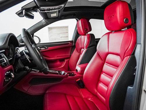 2026 Porsche Macan GTS