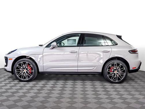 2026 Porsche Macan S
