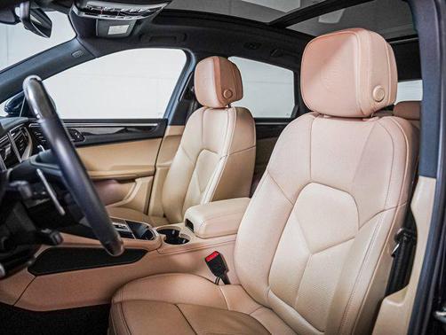 2022 Porsche Macan Base