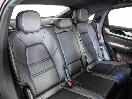 2025 Porsche Cayenne Cayenne