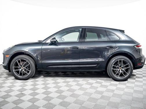 VOLCANO GREY 2025 Porsche Macan Macan
