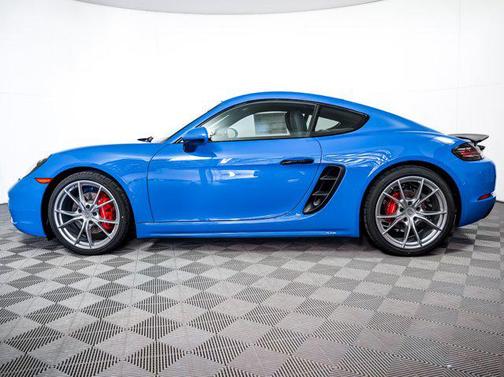 2025 Porsche 718 Cayman S