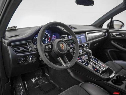 2024 Porsche Macan GTS