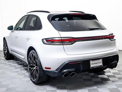 2025 Porsche Macan S