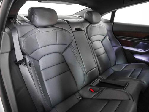 2022 Porsche Taycan RWD