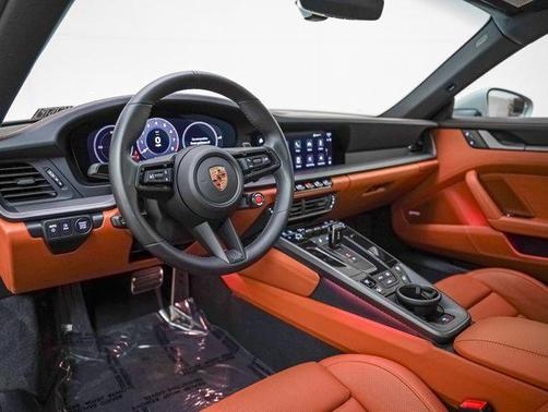 2025 Porsche 911 Carrera