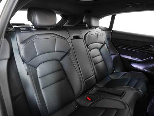 2024 Porsche Taycan 4