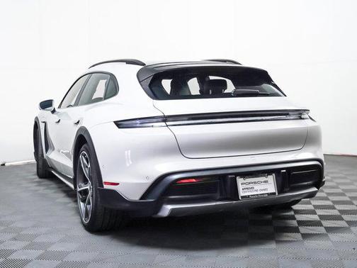 2024 Porsche Taycan 4