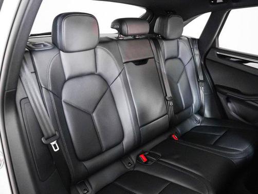 2025 Porsche Macan T