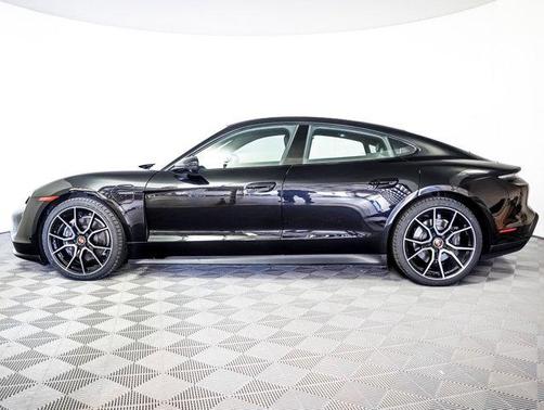 2022 Porsche Taycan RWD