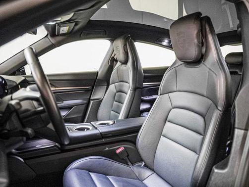 2022 Porsche Taycan RWD