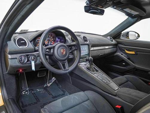 2025 Porsche 718 Spyder RS