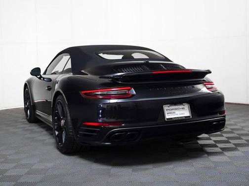 2019 Porsche 911 Turbo S