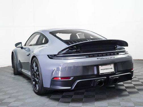 2026 Porsche 911 Carrera GTS