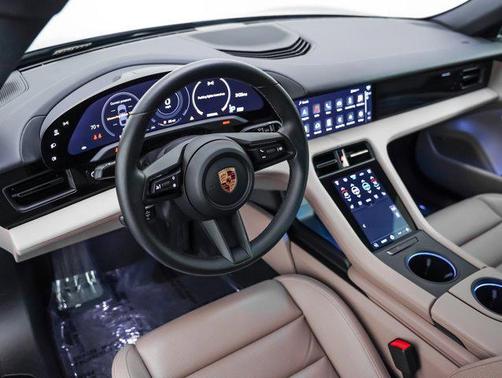 2022 Porsche Taycan RWD