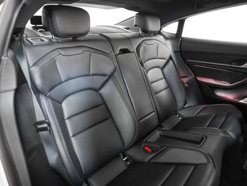 2025 Porsche Taycan 4S