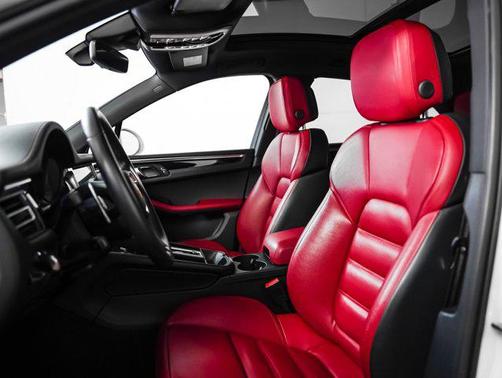 2024 Porsche Macan AWD