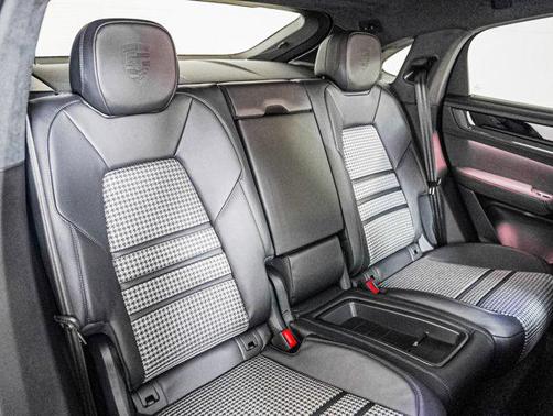 2026 Porsche Cayenne GTS